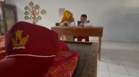 1002762793 Situasi ruang kelas 1 hanya dapat satu siswa di tahun ajaran baru 2026-2027 di SDN Mojongapit 3, Dusun Weru, Desa Mojongapit, Kecamatan/Kabupaten Jombang, Selasa (14/7/2026).