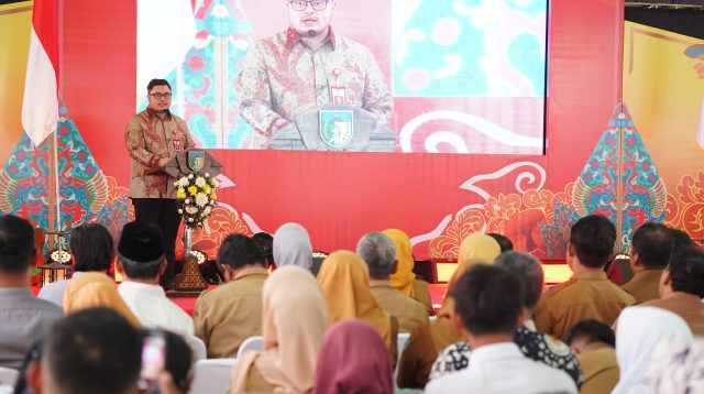 Mas Bup Dhito Pastikan Pemkab Kediri Siap Kawal Keberhasilan Program Sekolah Rakyat