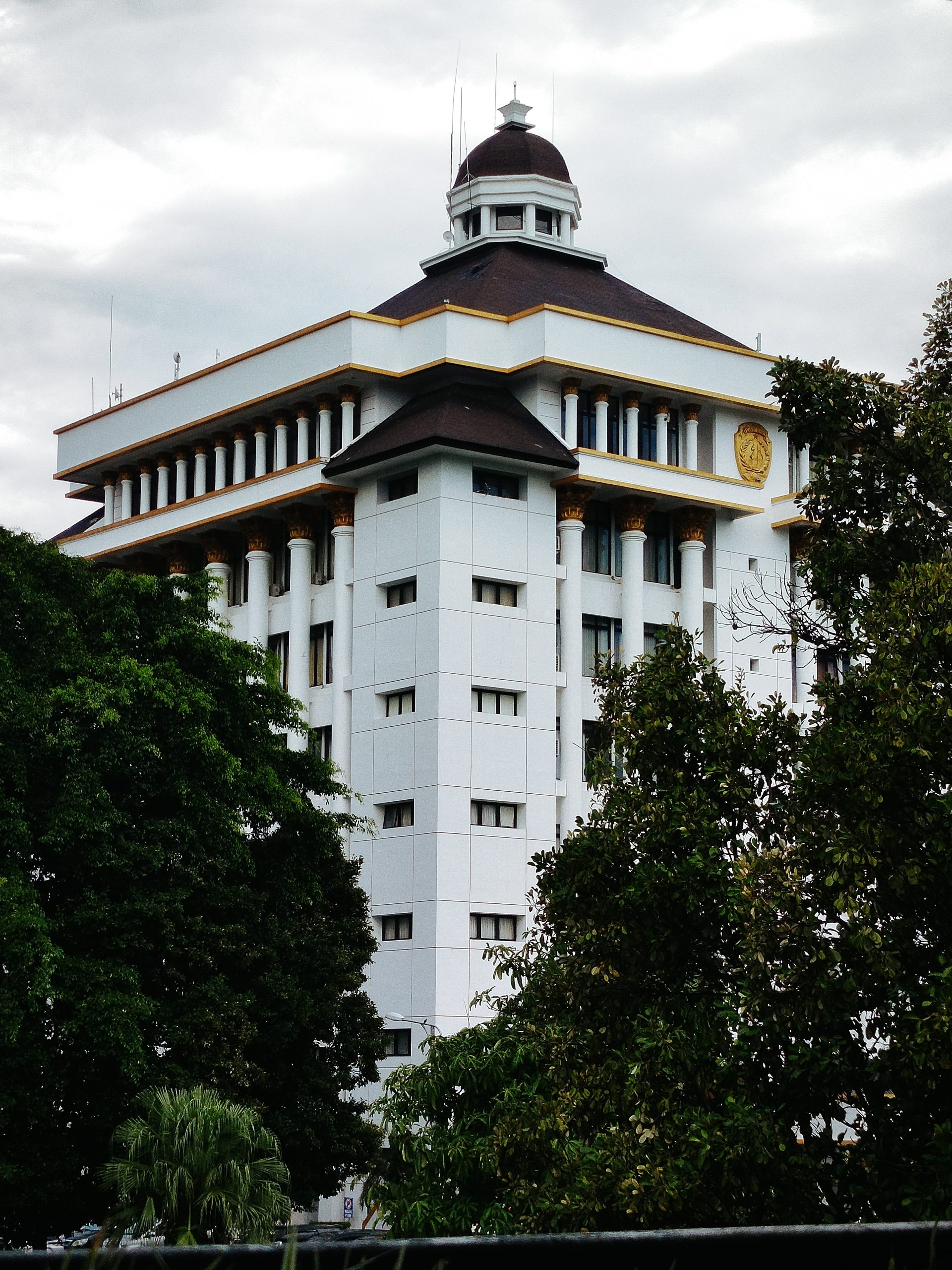 Gedung Graha Krida Praja Milik Pemkab Kabupaten Ponorogo.