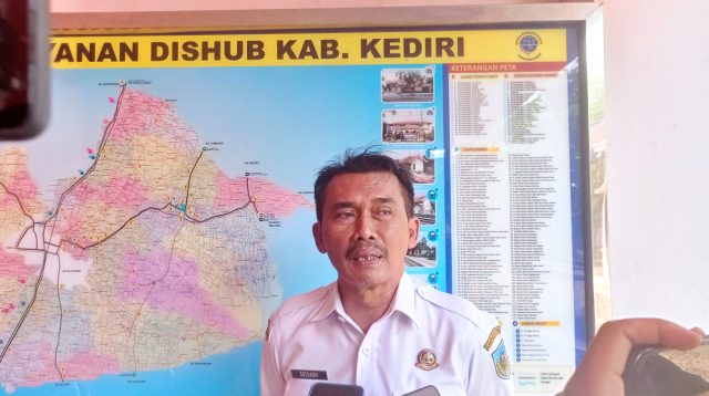 Dishub Kabupaten Kediri Berencana Pasang Warning Lamp di Tugu Nanas Depan Polsek Ngancar