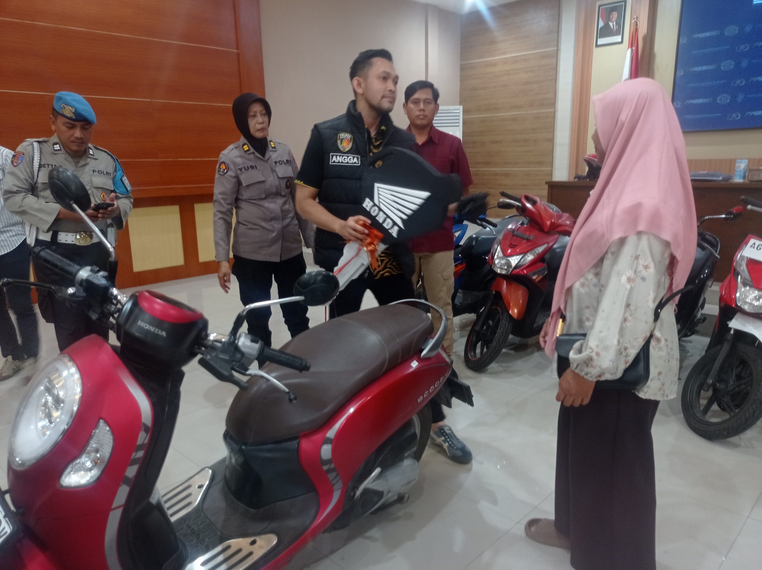 Satreskrim Polres Kediri Ungkap Kasus Curanmor, Pembakaran dan Perusakan Rumah