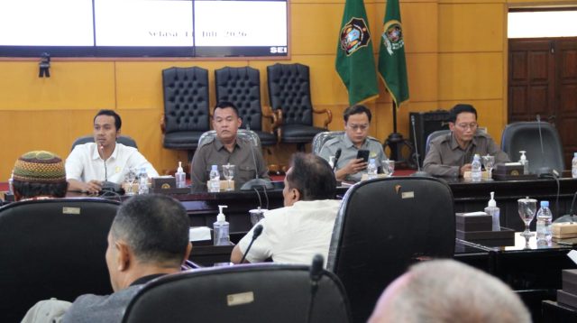 Hearing yang digelar di DPRD Kota Blitar.
