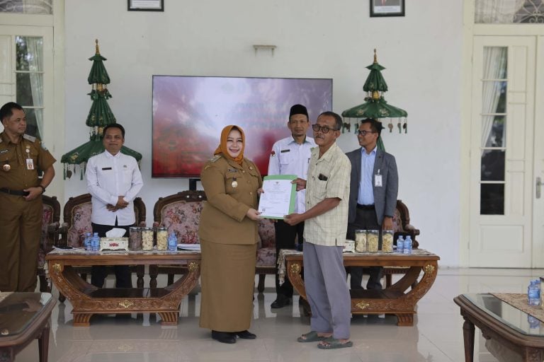 Kampung Sate dan Dawet Jabung Ponorogo Resmi jadi Kampung Halal