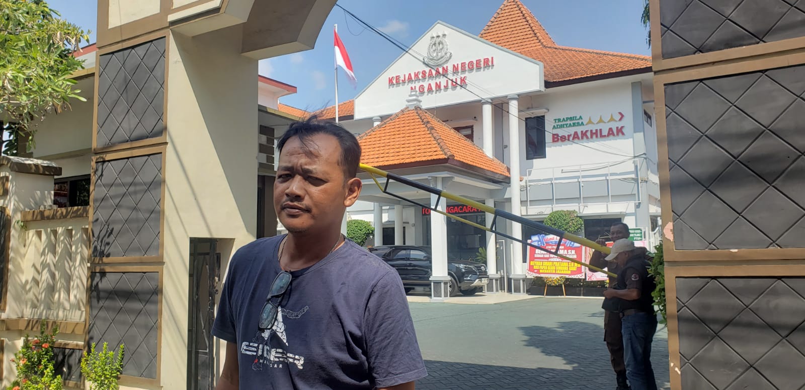 Catut Nama Polsek Sukomoro dan Kejari Nganjuk dalam Proyek Revitalisasi Smakom, LKHPI Nganjuk Ambil Sikap