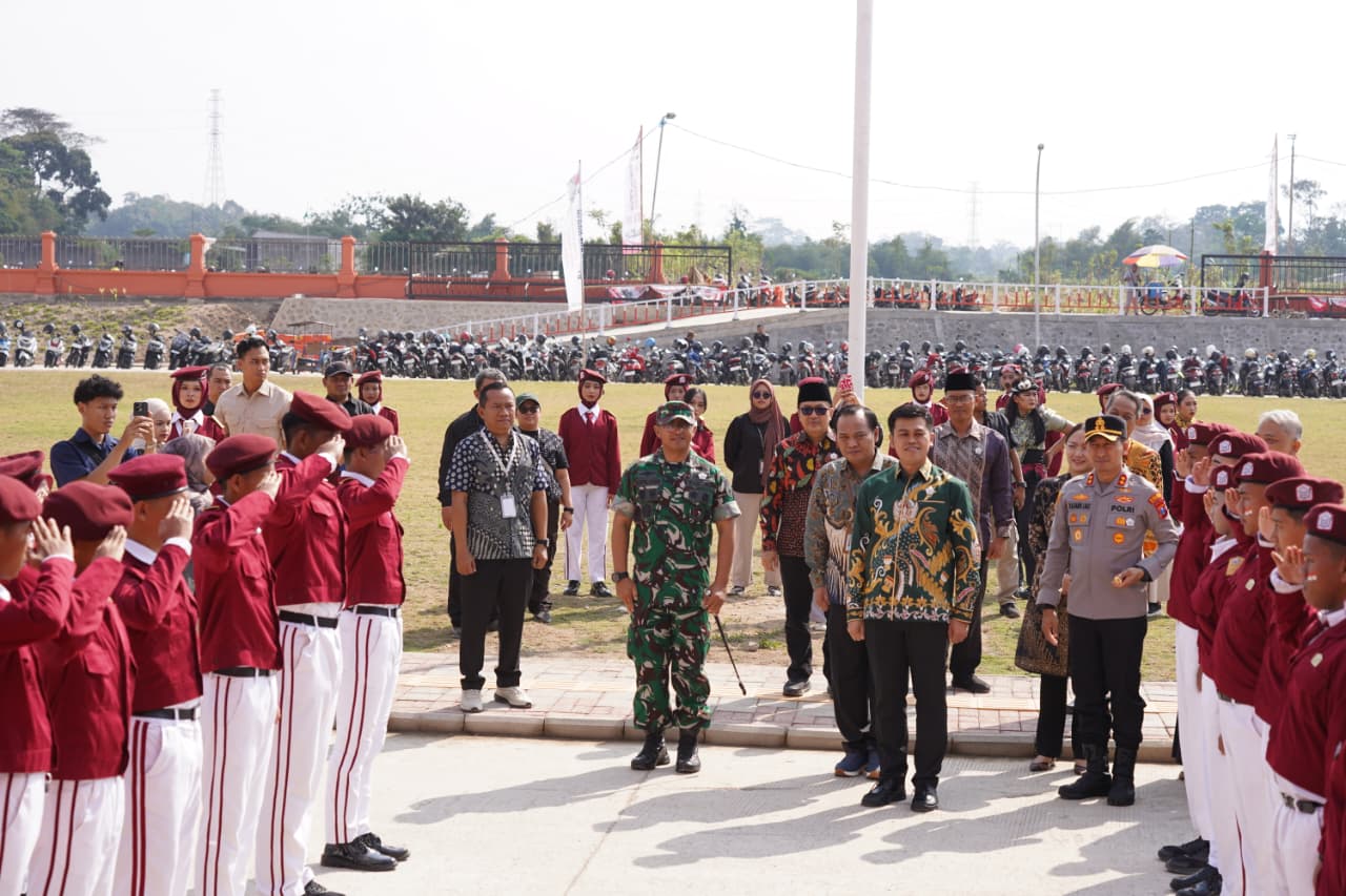 Pembukaan MPLS di Sekolah Rakyat.