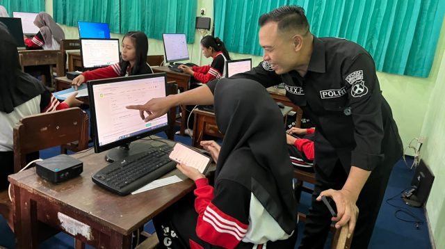 Polres Blitar Edukasi Ratusan Pelajar Soal AI Antisipasi Deepfake dan Hoaks