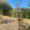 Petugas PLN saat mengecek lokasi pencurian trafo.