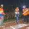 Petugas Polsek Kras di TKP laka kereta Kras Rabu malam.