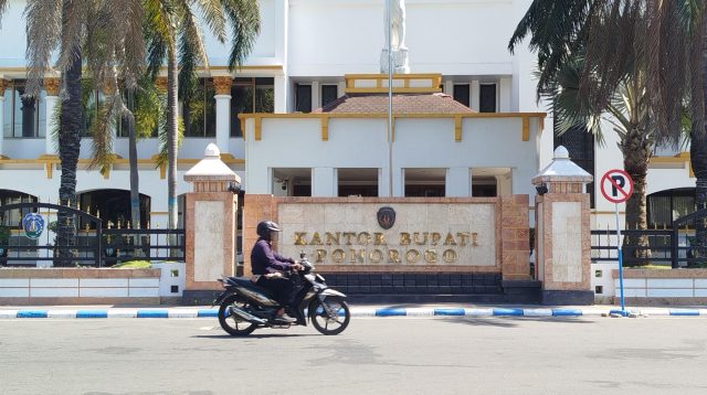 Komplek kantor Bupati Ponorogo yang berada di Jalan Alun Alun Utara.