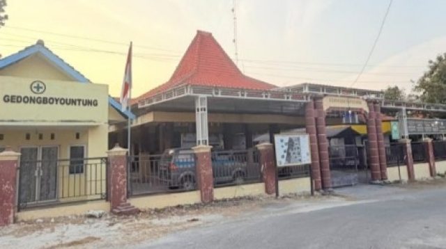 Kantor Balai Desa Gedongboyountung Kecamtan Turi Kabupaten Lamongan.
